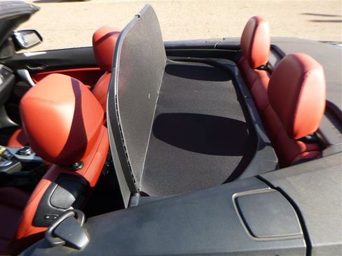 Used 2015 BMW M235i Convertible image 25