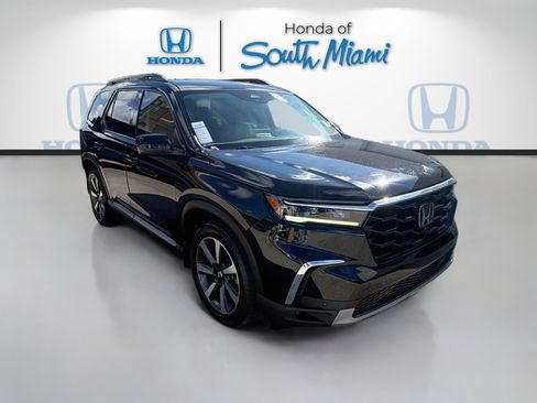 Certified 2023 Honda Pilot Elite image 1