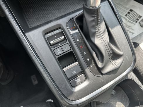 Used 2024 Honda CR-V EX image 17