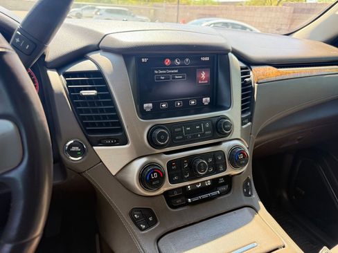 Used 2015 GMC Yukon Denali w/ Touring Package AWD/4WD image 20