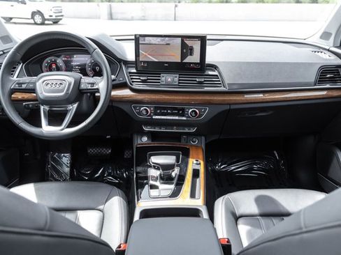 Certified 2023 Audi Q5 2.0T Premium Plus w/ Premium Plus Package AWD/4WD image 20