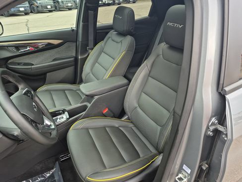 Used 2025 Chevrolet TrailBlazer ACTIV w/ Convenience Package AWD/4WD image 20