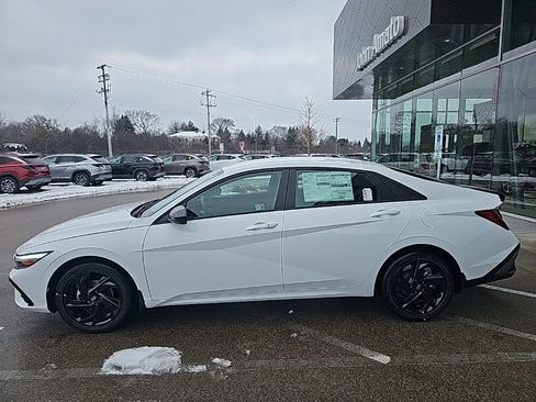 New 2026 Hyundai Elantra Sport FWD image 2
