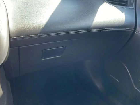 Used 2013 Buick LaCrosse Touring FWD image 16