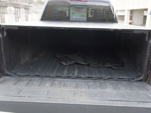Used 2017 Chevrolet Silverado 1500 LTZ Z71 AWD/4WD image 37