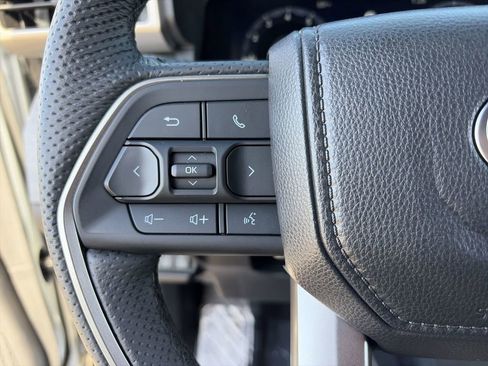 Used 2025 Toyota Tacoma 4x4 Double Cab Hybrid image 14