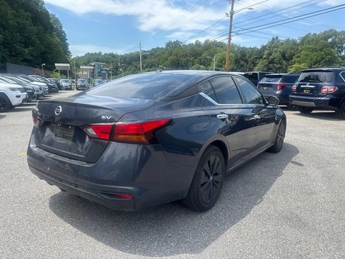 Used 2021 Nissan Altima 2.5 SV FWD image 6