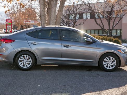 Used 2018 Hyundai Elantra SEL image 4