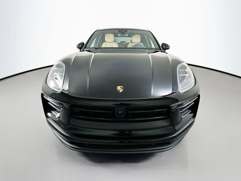 Certified 2026 Porsche Macan image 6