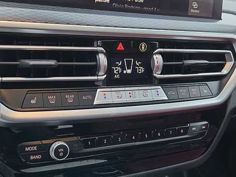 Used 2023 BMW X3 M40i image 17