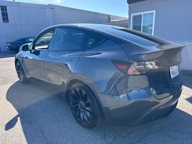 Used 2022 Tesla Model Y Performance AWD/4WD image 7