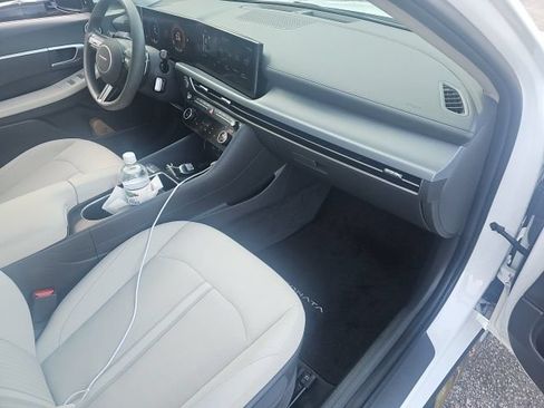 Used 2024 Hyundai Sonata SEL FWD image 34