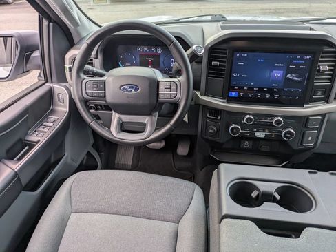 Used 2025 Ford F150 XLT w/ Equipment Group 301A Standard RWD image 16