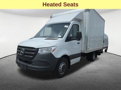 Used 2024 Mercedes-Benz Sprinter 3500 image 4