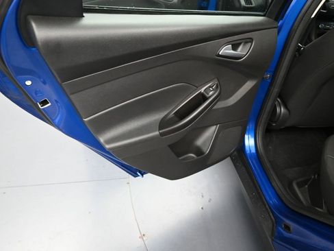Used 2018 Ford Focus SE image 24