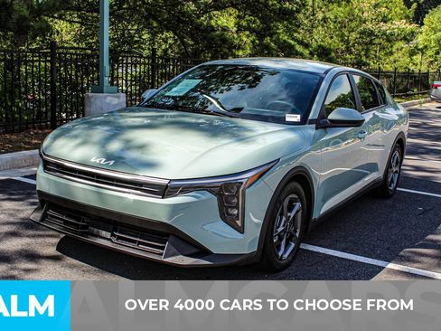 Used 2025 Kia K4 FWD image 3