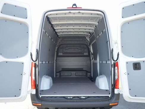 New 2026 Mercedes-Benz Sprinter 2500 image 41