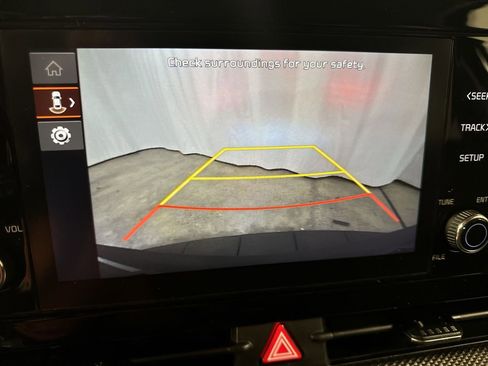 Certified 2025 Kia Sportage LX image 21