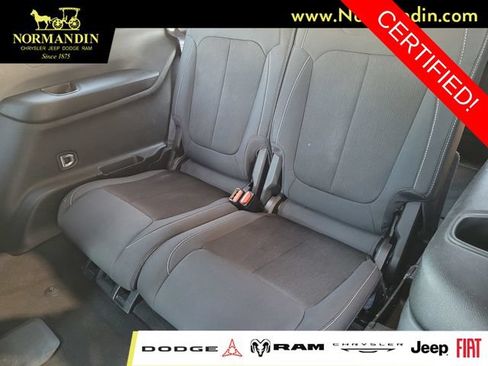 Certified 2023 Jeep Grand Cherokee L Laredo AWD/4WD image 18
