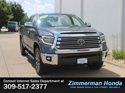 Used 2018 Toyota Tundra Limited w/ Limited Premium Package AWD/4WD image 3