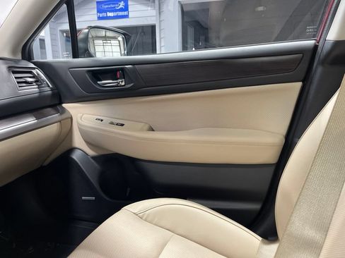 Used 2016 Subaru Legacy 2.5i Limited AWD/4WD image 16
