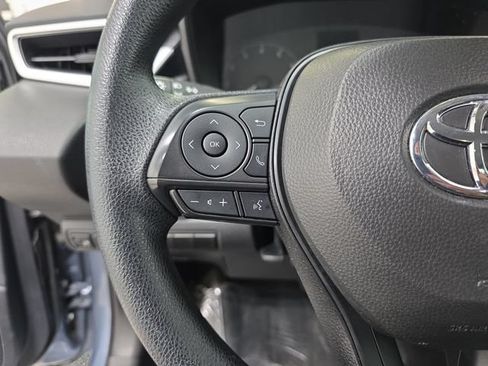 Certified 2025 Toyota Corolla LE FWD image 14