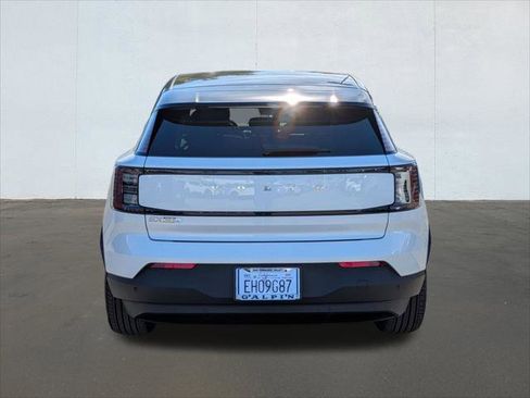 Used 2025 Volvo EX30 Ultra w/ Protection Package Premier image 4