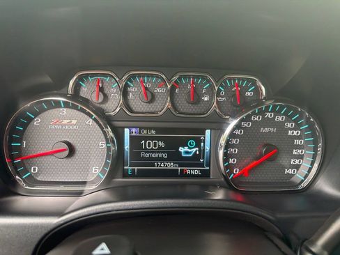 Used 2018 Chevrolet Silverado 1500 LT w/ All Star Edition AWD/4WD image 15