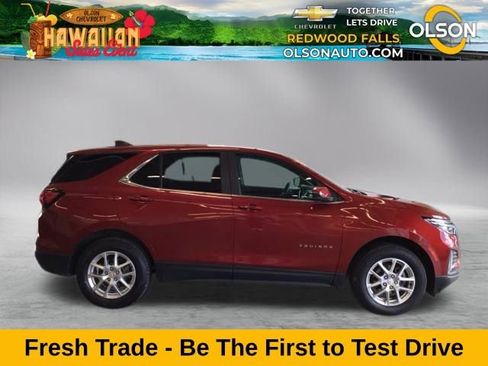 Used 2022 Chevrolet Equinox LT image 1