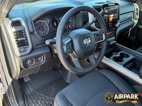 New 2026 RAM 3500 Big Horn AWD/4WD image 15