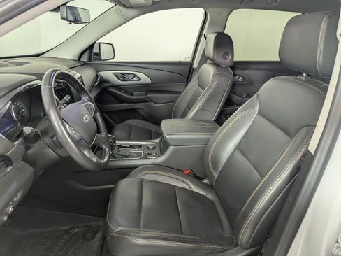 Used 2021 Chevrolet Traverse RS image 10