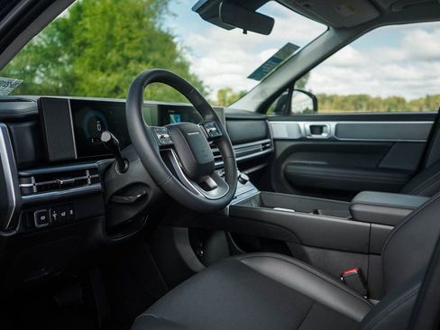 Certified 2026 Hyundai Santa Fe SEL image 19