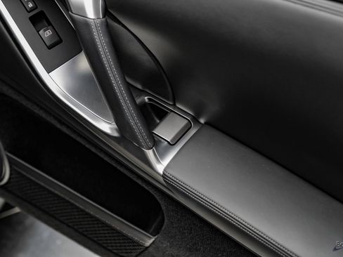 Used 2009 Nissan GT-R Premium image 93