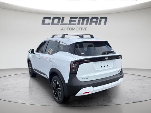 New 2026 Nissan Kicks SV w/ Cold Weather Package image 3