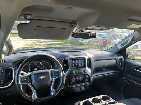 Used 2021 Chevrolet Silverado 1500 LT RWD image 13