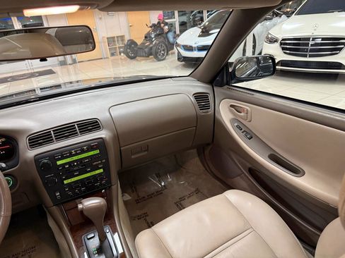 Used 1995 Lexus ES 330 FWD image 13