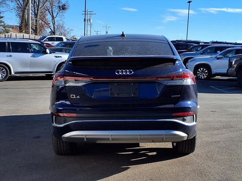 Used 2023 Audi Q4 e-tron Premium image 32