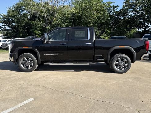 New 2026 GMC Sierra 2500 SLT w/ SLT Premium Package AWD/4WD image 10