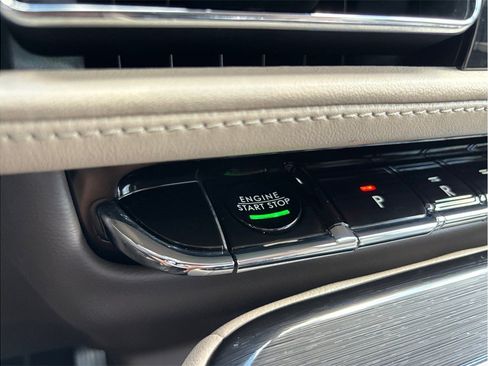 Used 2022 Lincoln Nautilus FWD image 28