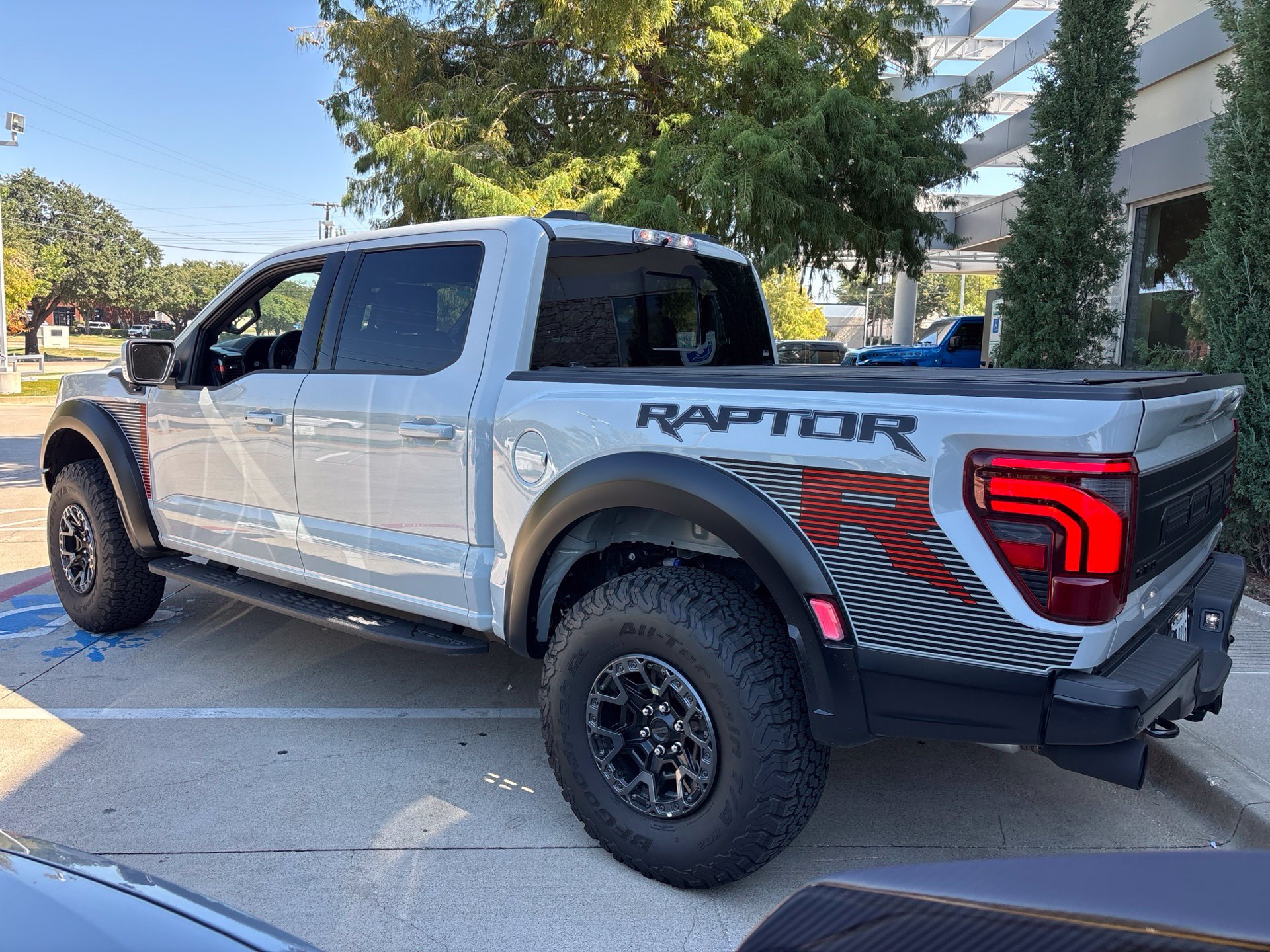 Used 2026 Ford F150 Raptor w/ Equipment Group 803A Raptor R AWD/4WD image 8