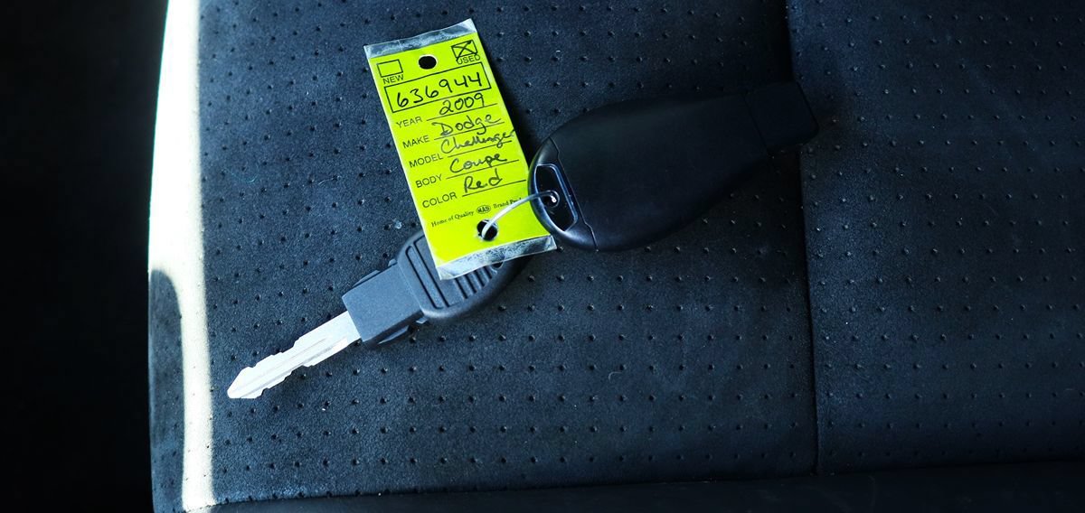 Used 2009 Dodge Challenger SRT8 RWD image 49