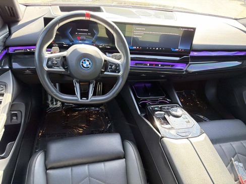 Used 2024 BMW i5 M60 w/ Premium Package AWD/4WD image 7