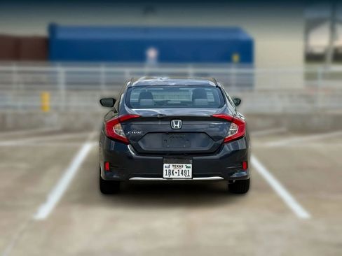 Used 2018 Honda Civic LX image 7