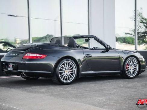 Used 2006 Porsche 911 Carrera 4S AWD/4WD image 4