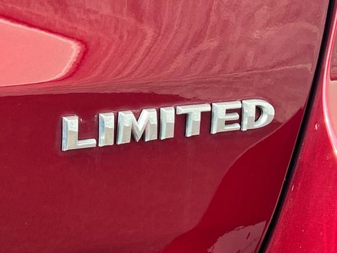 Used 2022 Jeep Grand Cherokee Limited AWD/4WD image 27