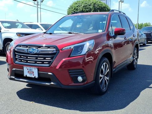 Certified 2023 Subaru Forester Limited w/ Popular Package #2 AWD/4WD image 3