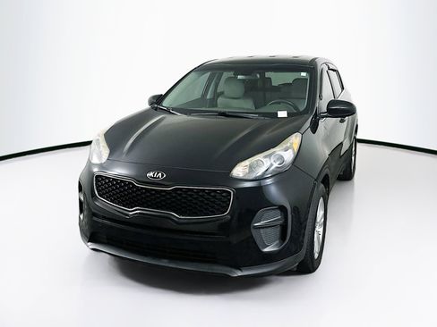 Used 2017 Kia Sportage LX image 3