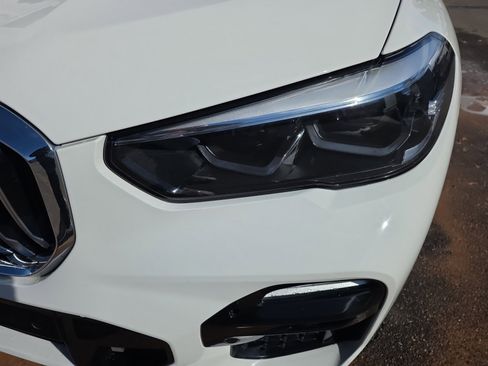 Used 2019 BMW X5 xDrive40i w/ M Sport Package image 9