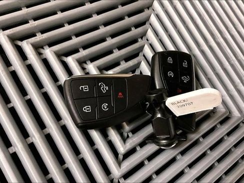 Used 2024 Chevrolet Silverado 1500 LTZ w/ LTZ Premium Package image 12