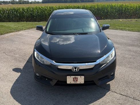 Used 2016 Honda Civic EX-L image 2